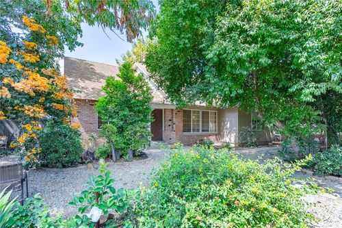5825 Fulton Ave, Van Nuys, CA, 91401 | Card Image
