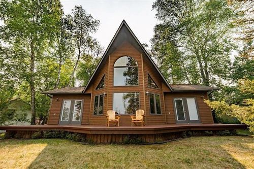 227 Wasagaming Drive, Clear Lake, MB, R0J1N0 | Card Image