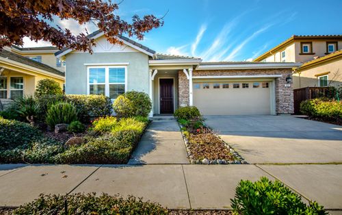 1832 Dunlap Pl, Woodland, CA, 95776-5454 | Card Image