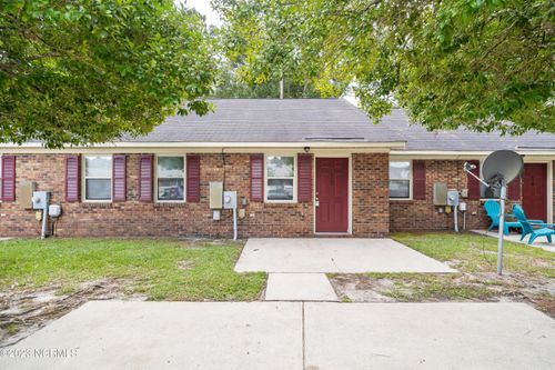 122 Marlene Dr, Jacksonville, NC, 28546-7538 | Card Image