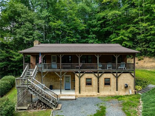 906 Mountain Dale Rd, Vilas, NC, 28692-9390 | Card Image