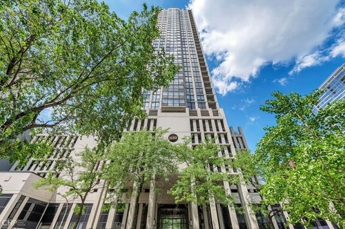 apt-2806-1122 Clark St, Chicago, IL, 60610-7890 | Card Image