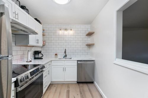 apt-41-440 North Ave, Haverhill, MA, 01830-1525 | Card Image