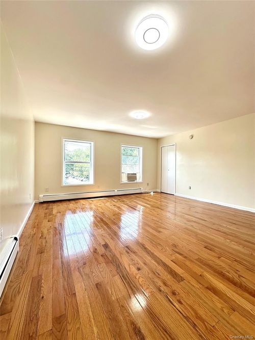 2-2069 Lacombe, New York, NY, 10473 | Card Image