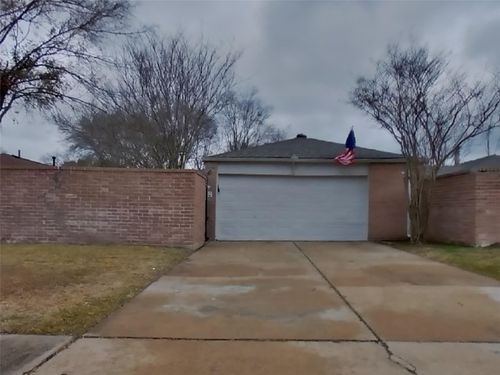16006 Camino Del Sol Dr, Houston, TX, 77083-3920 | Card Image
