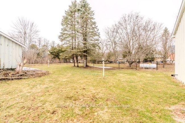 667287 20 Sideroad, House other with 2 bedrooms, 1 bathrooms and 6 parking in Mulmur ON | Image 30