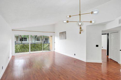 301-8761 Wiles Rd, Coral Springs, FL, 33067-1883 | Card Image