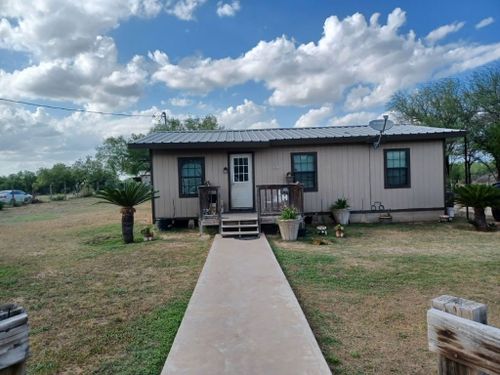 52 Colwell Rd, Hebbronville, TX, 78361-4431 | Card Image