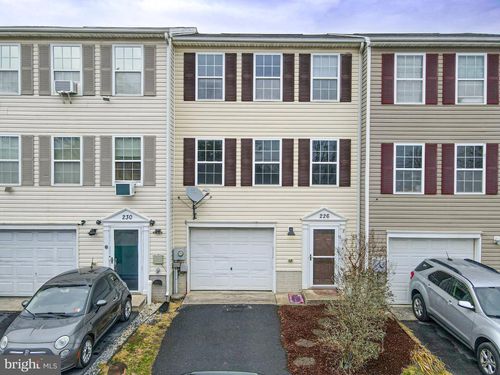 226 Topaz Ln, INWOOD, WV, 25428-4090 | Card Image