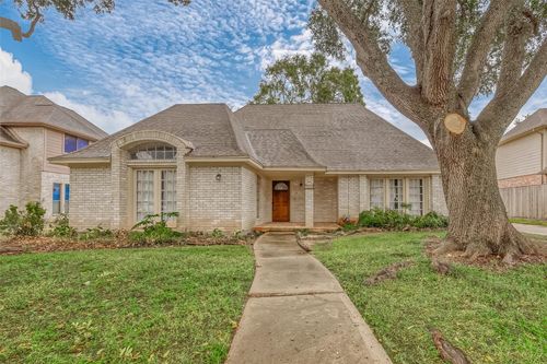 934 Goldfinch Ave, Sugar Land, TX, 77478-3432 | Card Image