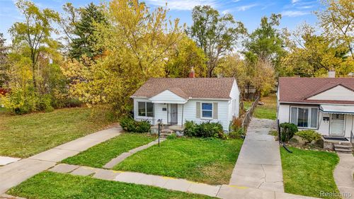 6100 Faust Ave, Detroit, MI, 48228-4759 | Card Image