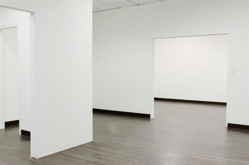 c1-42-05 Parsons Blvd, Flushing, NY, 11355 | Card Image