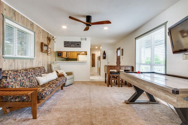 Guest house living area | Image 25