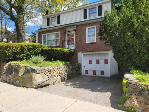 295 West St, Boston, MA, 02136-1319 | Card Image
