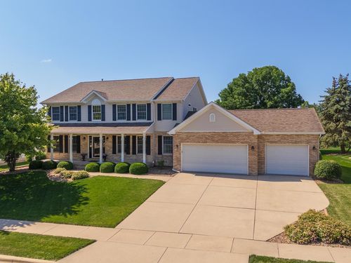 605 Ironwood Cc Dr, Normal, IL, 61761-5271 | Card Image
