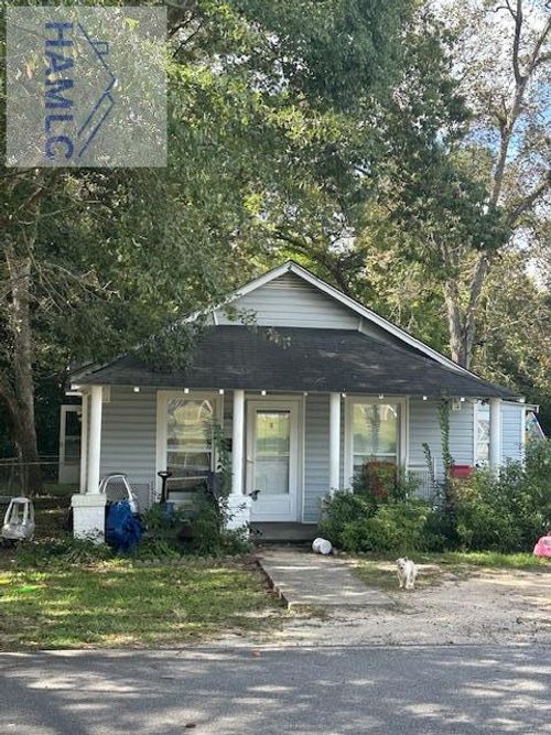 202 Bay St, Glennville, GA, 30427-1934 | Card Image