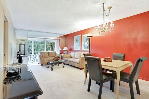 201-2951 Nw 46th Ave, Lauderdale Lakes, FL, 33313-1830 | Card Image