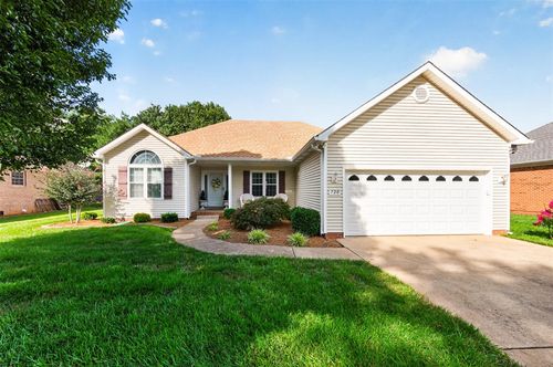 720 Wintercress Ln, Bowling Green, KY, 42104-8581 | Card Image