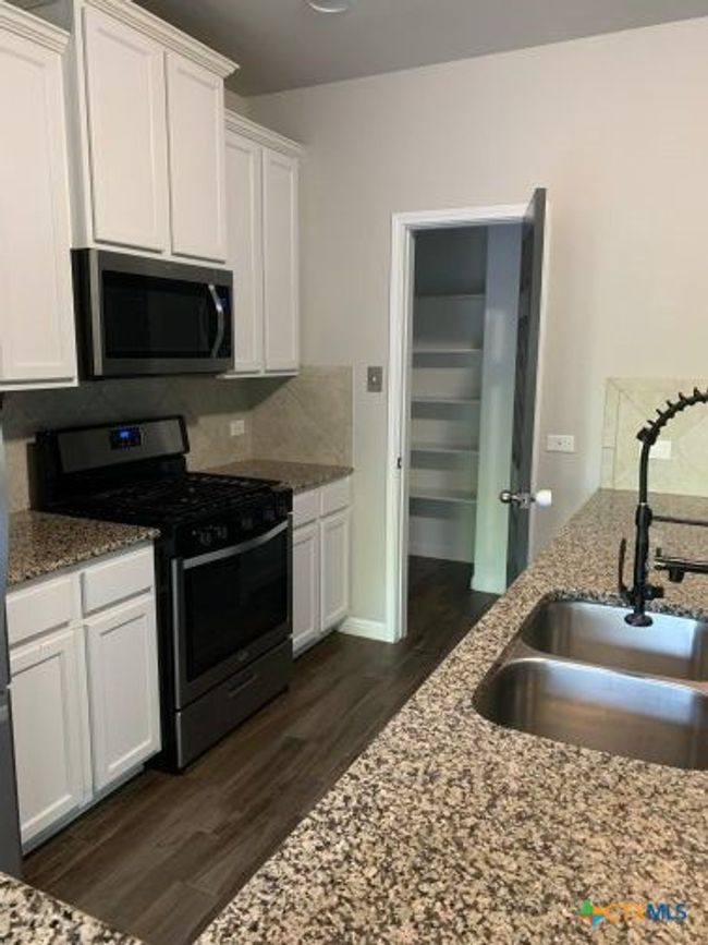 903 - 1310 Catalan Rd, Townhouse with 3 bedrooms, 3 bathrooms and null parking in Austin TX | Image 4