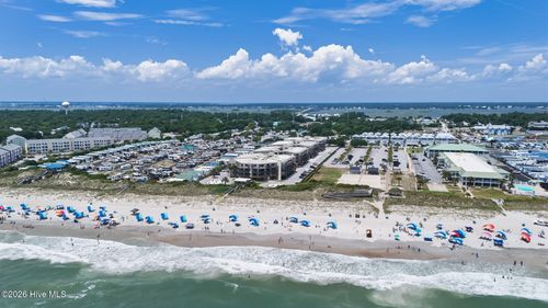 3208-9100 Reed Dr, Emerald Isle, NC, 28594-2456 | Card Image