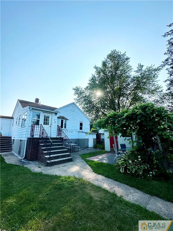 8 Spring Street, Sold in South River - eXp Realty