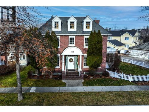 434 Providence Ave, Kelowna, BC, V1W4S8 | Card Image
