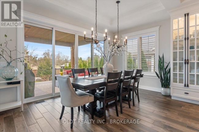 1107 Balfour St, House other with 6 bedrooms, 4 bathrooms and 6 parking in Fenwick ON | Image 9