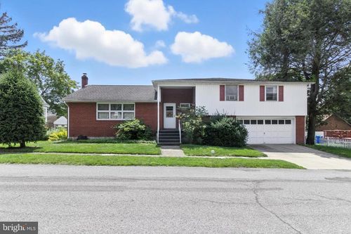 415 S 4th St, PHILIPSBURG, PA, 16866-1719 | Card Image