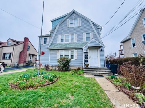 47 Clover St, Stratford, CT, 06614-5250 | Card Image