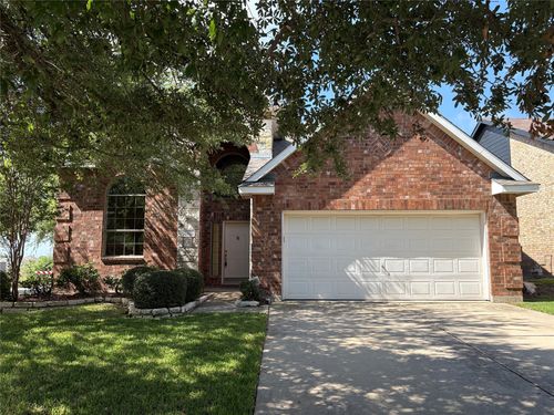10701 Ambling Trl, Fort Worth, TX, 76108-6944 | Card Image