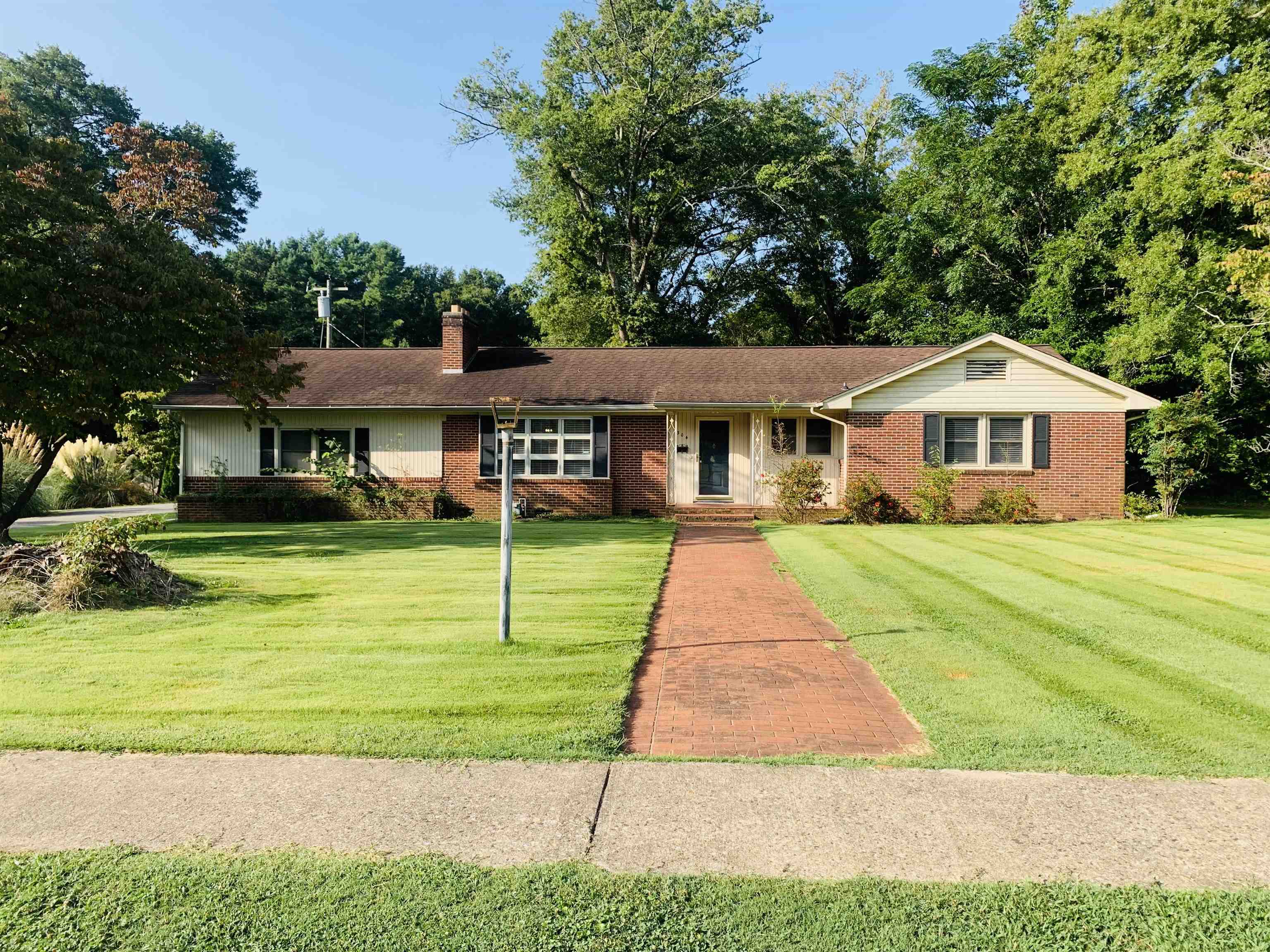 Union St, Gaffney, SC 29340