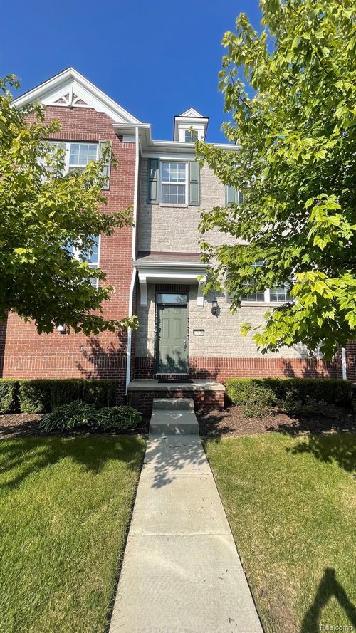 27978 Middleton Dr, Novi, MI, 48377-2575 | Card Image