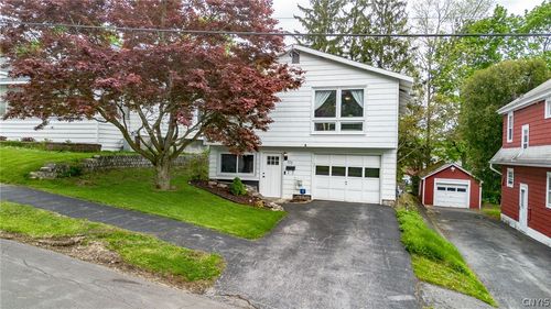 122 Atkinson Ave, Syracuse, NY, 13207-1126 | Card Image