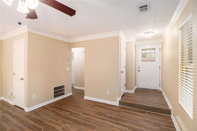 6403 Charter Way, Townhouse with 2 bedrooms, 2 bathrooms and null parking in Lithonia GA | Image 5