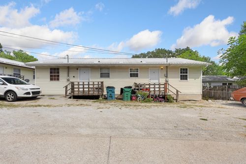 1509 N Panther Ave, Yellville, AR, 72687-9328 | Card Image