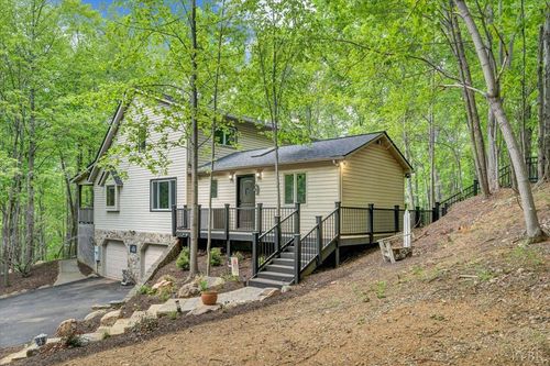 290 Silver Shadow Rd, Hardy, VA, 24101-6058 | Card Image