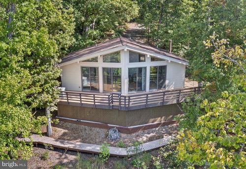 373 Hemlock Ln, MINERAL, VA, 23117-4647 | Card Image