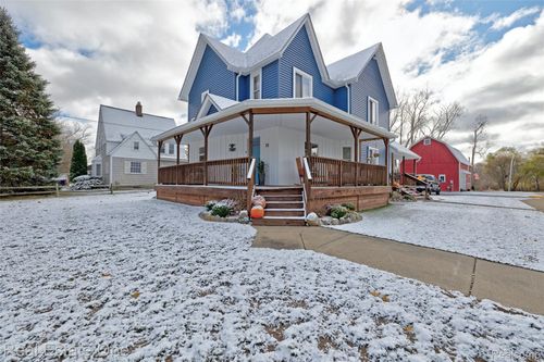 15 S Church St, Ortonville, MI, 48462-9468 | Card Image