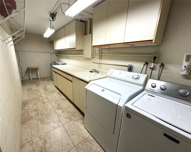 Bonus Room & Laundry Room Ground Floor | Image 32
