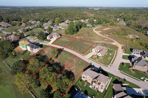 3224 W Bluffview St, Springfield, MO, 65810-7514 | Card Image