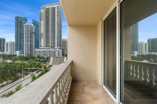 615-511 Se 5th Ave, Fort Lauderdale, FL, 33301-2984 | Card Image
