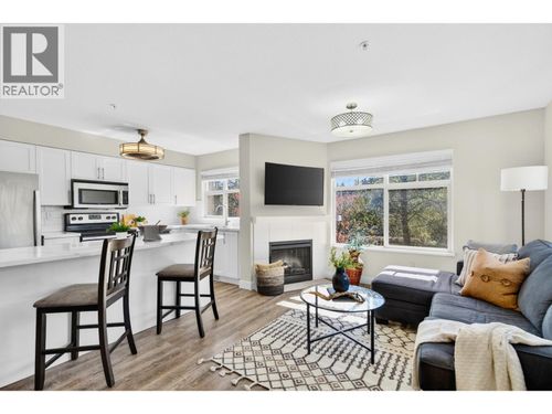 310-12248 224 Street, Maple Ridge, BC, V2X8W6 | Card Image