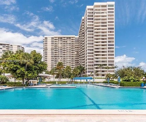 1705-2500 Parkview Dr, Hallandale Beach, FL, 33009-2885 | Card Image