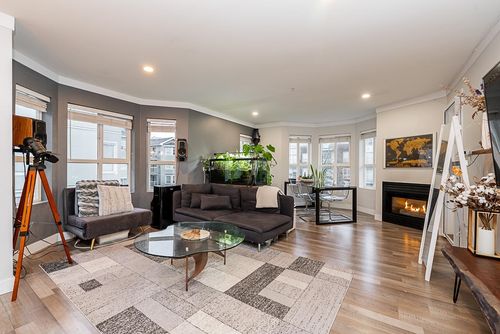 410-13939 Laurel Drive, Surrey, BC, V3T1A8 | Card Image