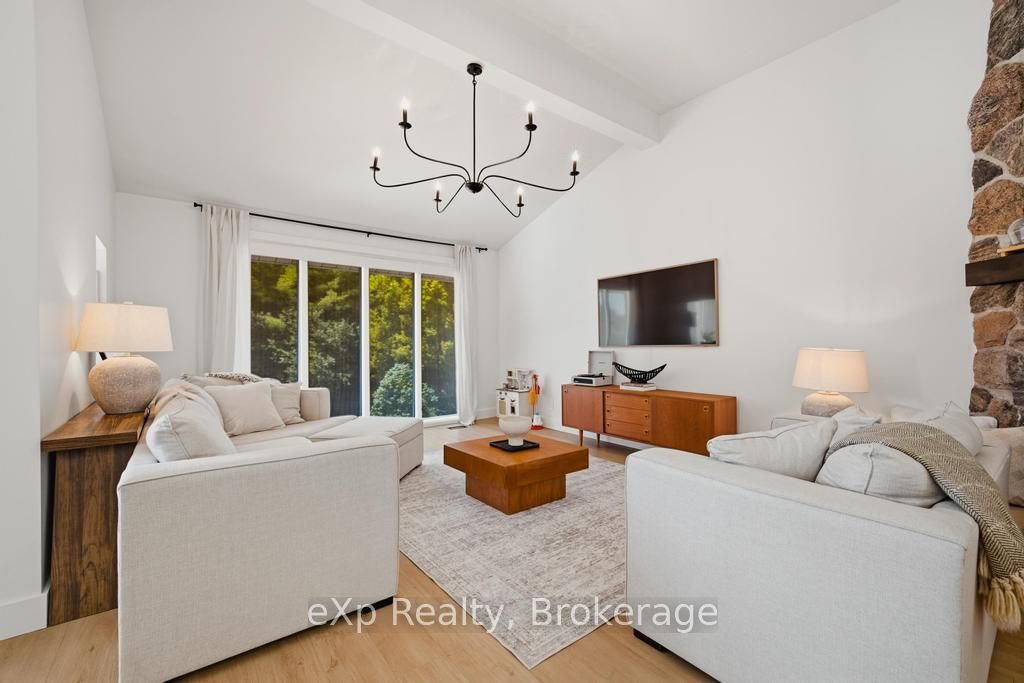 Residential in Morris Turnberry 5