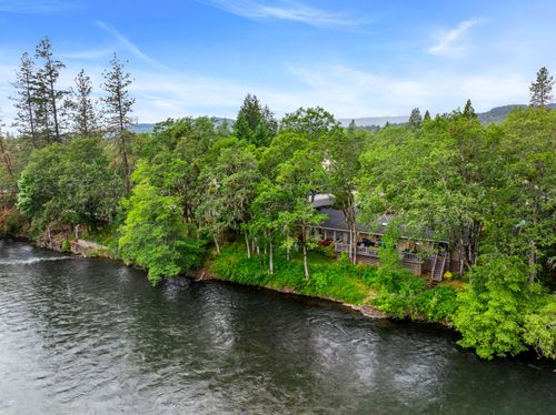 22300 Highway 62, Shady Cove, OR, 97539-9718 | Card Image
