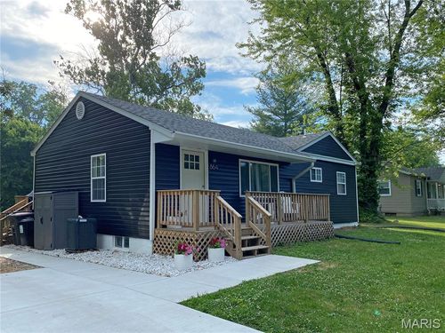 864 Oakwood Ln, East Alton, IL, 62024-2026 | Card Image