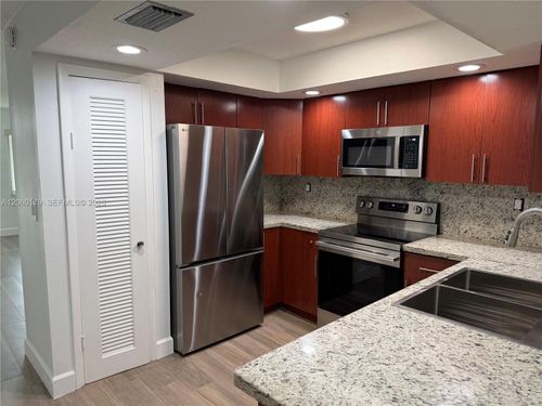 s-4171 Nw 110th Ave, Coral Springs, FL, 33065-7719 | Card Image