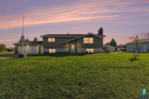 3800 S Ellis Rd Road, Sioux Falls, SD, 57106 | Card Image