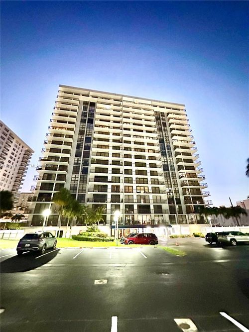 404-3031 N Ocean Blvd, Fort Lauderdale, FL, 33308-7328 | Card Image